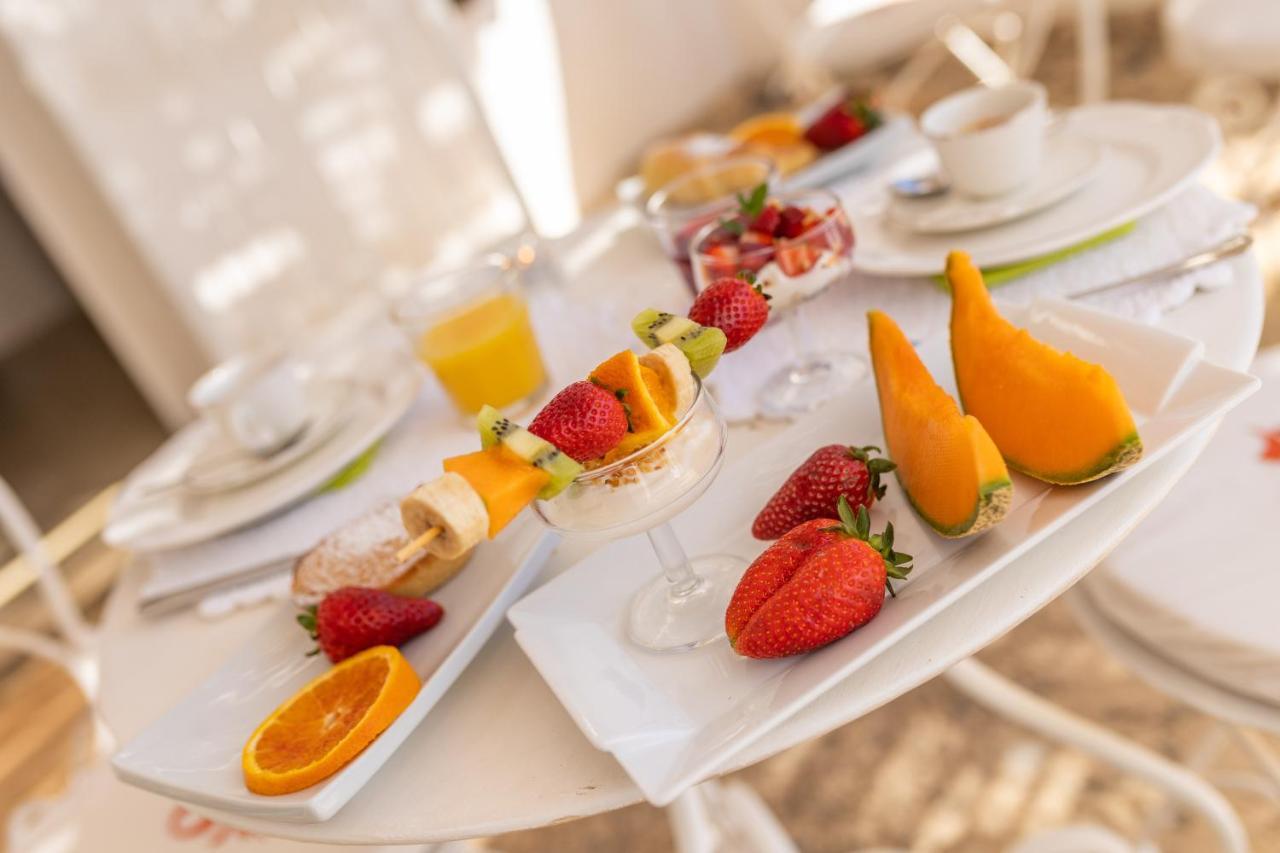 Santa Marina B&B In Corte Cataldi ガリポリ エクステリア 写真