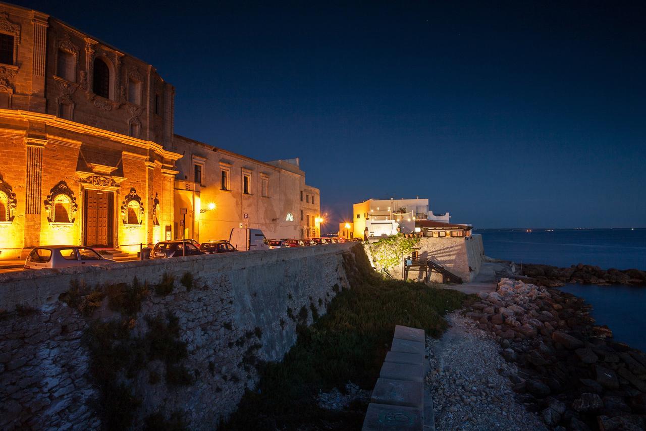 Santa Marina B&B In Corte Cataldi ガリポリ エクステリア 写真